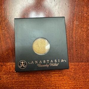 Anastasia Beverly Hills Metallic Eyeshadow
